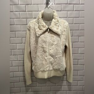 ELLEN TRACY women front zipper beige sweater/size L